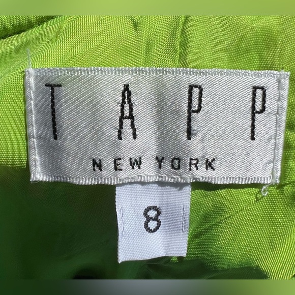 TAPP New York Red Floral Capri Pants (8) - Picture 17 of 17